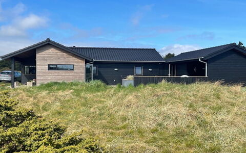 Hinda - 1.2Km from the Sea: Blue, Shrub, Cottage, Groundcover, Garden, Estate, Shade, Landscaping, Farmhouse, Eco Hotel