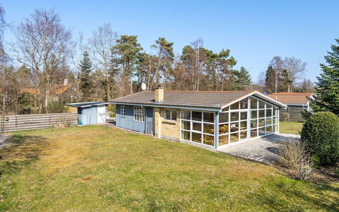 Sanna - 330M from the Sea: Grass, House, Roof, Home, Cottage, Shrub, Land Lot, Rural Area, Farmhouse, Groundcover