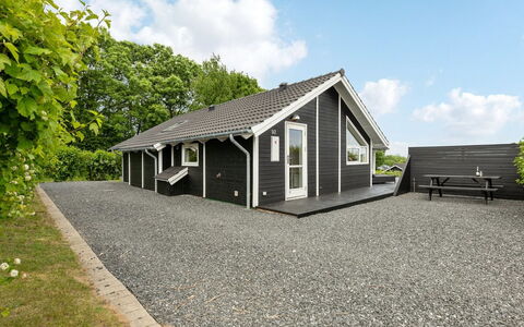 Sulo - 500M from the Sea: House, Home, Roof, Residential Area, Cottage, Estate, Farmhouse, Lawn, Landscaping, Siding