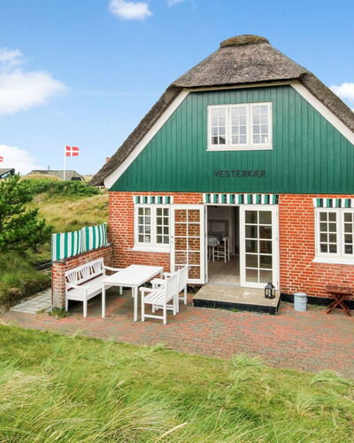 Liselott - 300M from the Sea