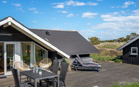 Maxie - 1.2Km from the Sea: Roof, House, Home, Cottage, Door, Siding, Deck, Porch, Plank, Hardwood