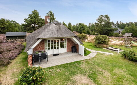 Hakun - 4Km from the Sea: Home, Cottage, Porch, Hardwood, Siding, Deck, Shade, Plank, Estate, Garden Buildings