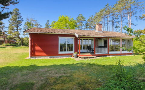 Asfrid - 3.5Km from the Sea: House, Home, Mountain Range, Balcony, Hill Station, Snow, Winter, Mountain Village, Glacial Landform, Alps