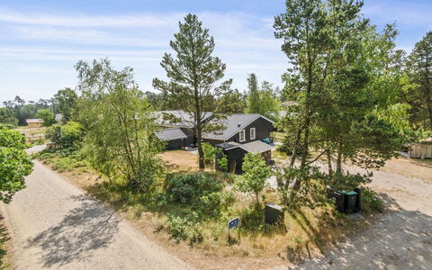 Riekje - 2.3Km from the Sea: Roof, House, Home, Cottage, Door, Siding, Deck, Porch, Plank, Hardwood