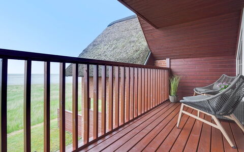 Deljan - 3.5Km from the Sea: Shrub, Urban Design, Groundcover, Brick, Apartment, Estate, Brickwork, Balcony, Landscaping
