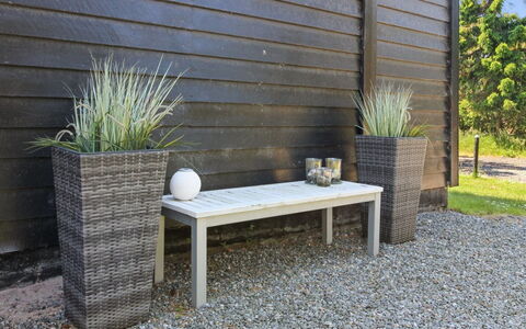 Hannu - 900M from the Sea: Flowerpot, Outdoor Furniture, Garden, Hardwood, Plank, Houseplant, Herb