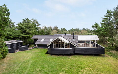 Medard - 2Km from the Sea: Cottage, Shed, Hut, Farmhouse, Prairie, Shack, Barn, Log Cabin, Garden Buildings