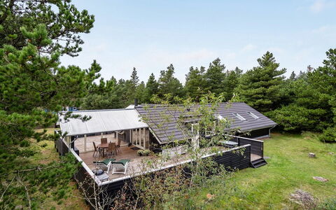 Medard - 2Km from the Sea: Cottage, Shed, Hut, Farmhouse, Prairie, Shack, Barn, Log Cabin, Garden Buildings