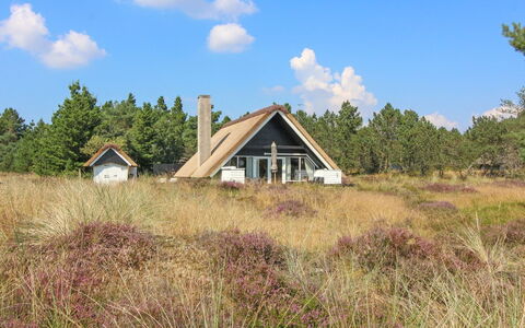 Gerdis - 1.6Km from the Sea: Architecture, Roof, Home, Composite Material, Daylighting, Siding, Driveway