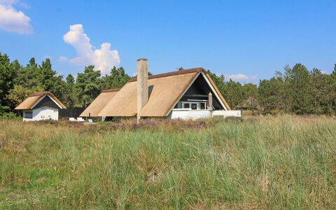 Gerdis - 1.6Km from the Sea: Architecture, Roof, Home, Composite Material, Daylighting, Siding, Driveway