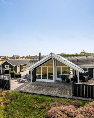 Christan - 1.2Km from the Sea