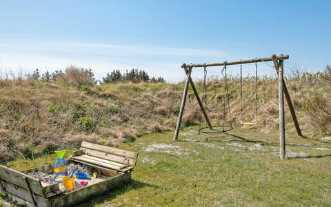 Wulfhild - 800M from the Sea: Plant Community, Sunlight, Herbaceous Plant, Garden, Plantation, Agriculture, Farm