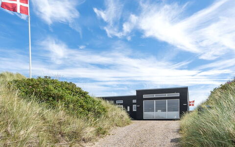 Carstina - 400M from the Sea: Plant Community, Sunlight, Herbaceous Plant, Garden, Plantation, Agriculture, Farm