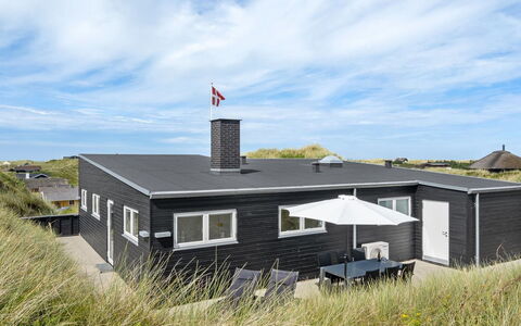 Carstina - 400M from the Sea: Plant Community, Sunlight, Herbaceous Plant, Garden, Plantation, Agriculture, Farm