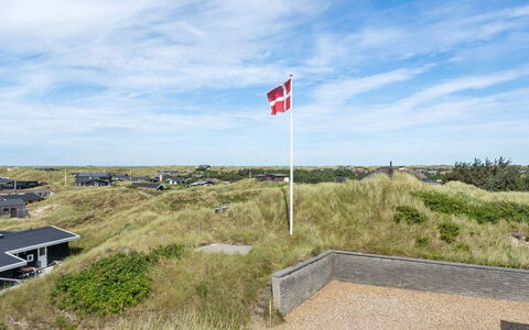 Carstina - 400M from the Sea: Plant Community, Sunlight, Herbaceous Plant, Garden, Plantation, Agriculture, Farm