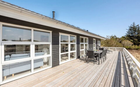 Karen - 900M from the Sea: Cottage, Shed, Hut, Farmhouse, Prairie, Shack, Barn, Log Cabin, Garden Buildings