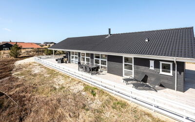 Karen - 900M from the Sea