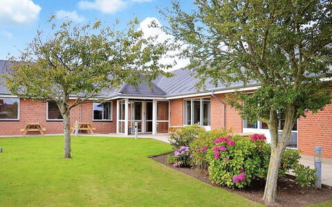 Martinus - 5.5Km from the Sea: Cottage, Roof, Home, Slope, Hut, Siding