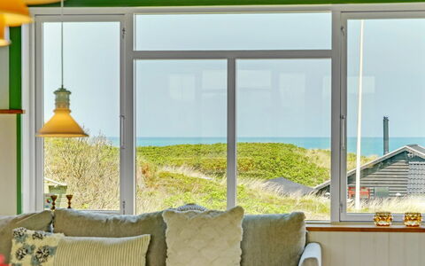 Quirina - 75M from the Sea: Cottage, Shed, Hut, Farmhouse, Prairie, Shack, Barn, Log Cabin, Garden Buildings
