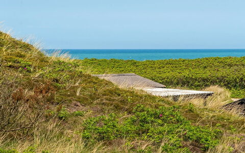Quirina - 75M from the Sea: Cottage, Shed, Hut, Farmhouse, Prairie, Shack, Barn, Log Cabin, Garden Buildings