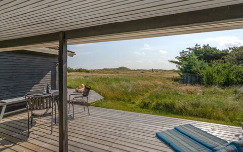 Vuokko - 400M from the Sea: Cottage, Shed, Hut, Farmhouse, Prairie, Shack, Barn, Log Cabin, Garden Buildings