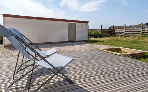 Bernice - 150M from the Sea: Cottage, Shed, Hut, Farmhouse, Prairie, Shack, Barn, Log Cabin, Garden Buildings