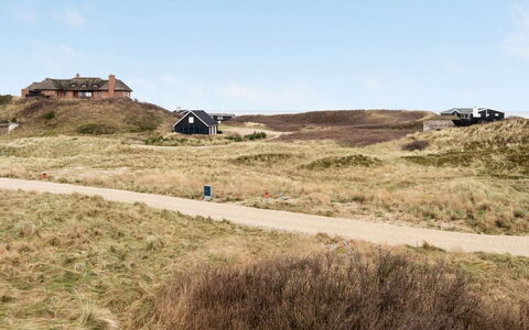 Fridolina - 200M from the Sea: Cottage, Shed, Hut, Farmhouse, Prairie, Shack, Barn, Log Cabin, Garden Buildings
