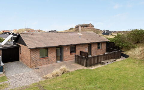 Fridolina - 200M from the Sea: Cottage, Shed, Hut, Farmhouse, Prairie, Shack, Barn, Log Cabin, Garden Buildings