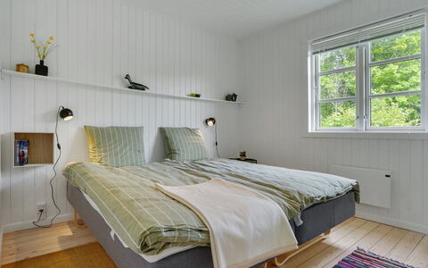Rohan - 500M from the Sea: Interior Design, Wood, Flooring, Bedroom, Bed, Floor, Furniture, Ceiling, Bedding, Bed Sheet