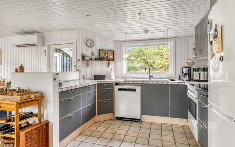 Gloria - 2.5Km from the Sea: Kitchen, Countertop, Kitchen Appliance, Major Appliance, Flooring, Wood, Interior Design, Ceiling, Cabinetry, Home Appliance