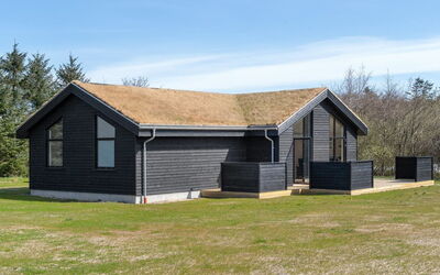 Bentine - 1.6Km from the Sea