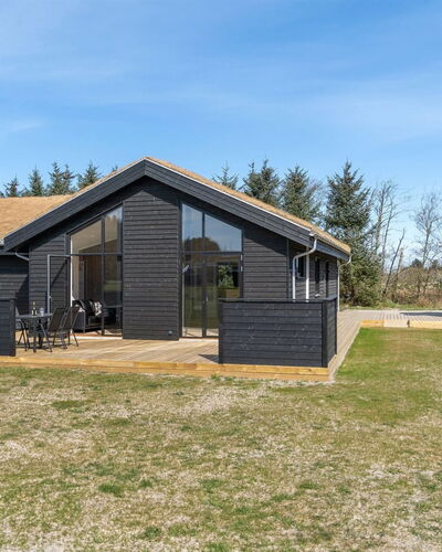 Bentine - 1.6Km from the Sea