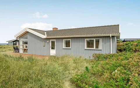 Gilbert - 96M from the Sea: Plant Community, Sunlight, Herbaceous Plant, Garden, Plantation, Agriculture, Farm