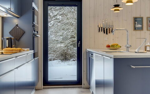 Hildegard - 1.5Km from the Sea: Kitchen, Kitchen Appliance, Countertop, Wood, Interior Design, Flooring, Furniture, Home Appliance, Major Appliance, Lighting
