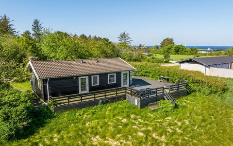 Gildo - 932M from the Sea: Architecture, Roof, Home, Composite Material, Daylighting, Siding, Driveway