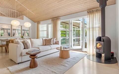 Börje - 600M from the Sea: Interior Design, Furniture, Flooring, Floor, Couch, Wood, Ceiling, Living Room, Wood Flooring, Light Fixture