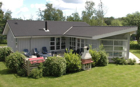 Börje - 600M from the Sea: Grass, Roof, Lawn, Garden, Cottage, Estate, Yard, Backyard, Farmhouse, Landscaping