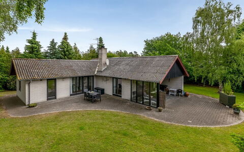 Hanka - 500M from the Sea: House, Cottage, Roof, Garden Buildings, Shade, Shed, Backyard, Outdoor Furniture, Yard, Lawn