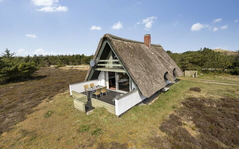 Thorbjörn - from the Sea: Architecture, Roof, Home, Composite Material, Daylighting, Siding, Driveway