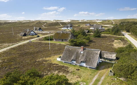 Thorbjörn - from the Sea: Architecture, Roof, Home, Composite Material, Daylighting, Siding, Driveway