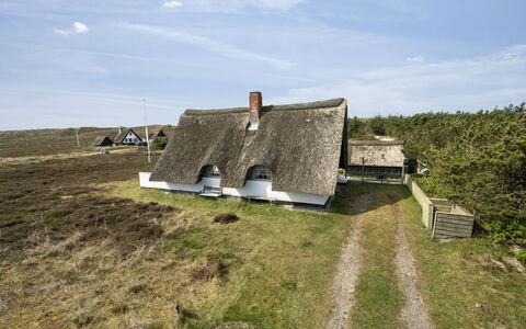 Thorbjörn - from the Sea: Architecture, Roof, Home, Composite Material, Daylighting, Siding, Driveway