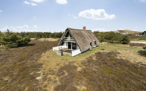 Thorbjörn - from the Sea: Architecture, Roof, Home, Composite Material, Daylighting, Siding, Driveway