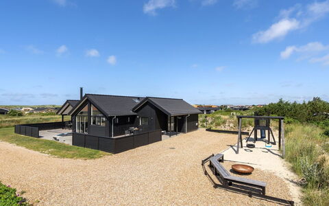 Swante - from the Sea: Cottage, Home, House, Roof, Porch, Estate, Siding, Garden Buildings, Farmhouse, Yard
