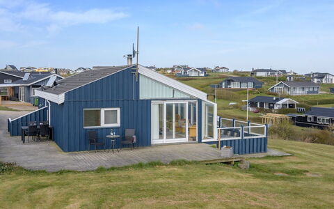 Rajna - 95M to the Fjord: Daytime, Building, Urban Area, Metropolitan Area, City, Apartment, Neighbourhood, Metropolis, Skyscraper