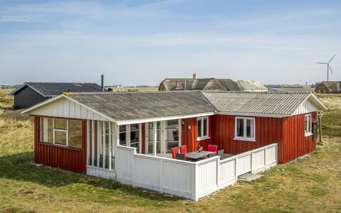 Hansen - 75M from the Sea: Wood, Roof, Architecture, Home, House, Cottage, Siding, Hardwood, Slope, Estate