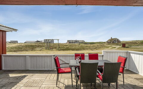 Hansen - 75M from the Sea: Wood, Roof, Architecture, Home, House, Cottage, Siding, Hardwood, Slope, Estate