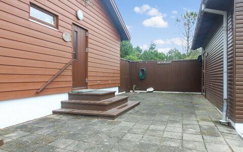 Eine - 800M from the Sea: Cottage, Shed, Hut, Farmhouse, Prairie, Shack, Barn, Log Cabin, Garden Buildings