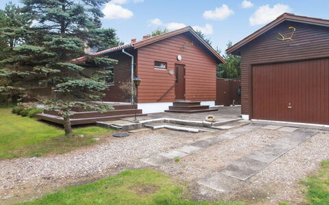 Eine - 800M from the Sea: Cottage, Shed, Hut, Farmhouse, Prairie, Shack, Barn, Log Cabin, Garden Buildings
