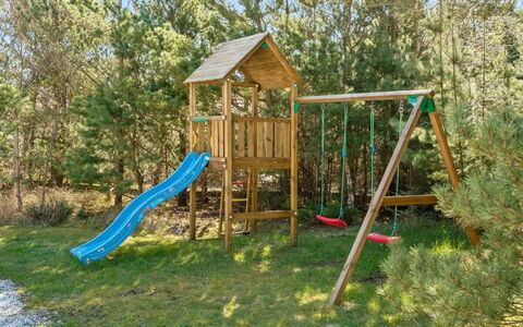 Anegrete - 900M from the Sea: Outdoor Play Equipment, Playground Slide, Garden, Chute, Playground, Backyard