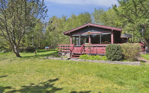 Therbern - 1.7Km from the Sea: Building, House, Window, Home, Roof, Residential Area, Shrub, Cottage, Land Lot